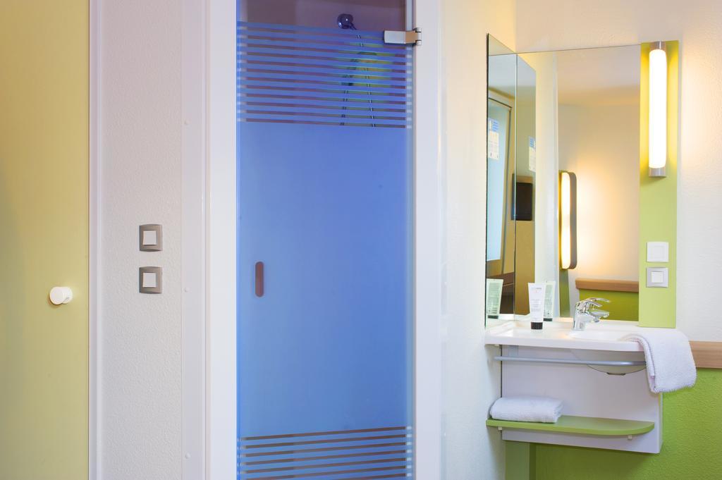 ibis budget Rueil Malmaison Eksteriør billede